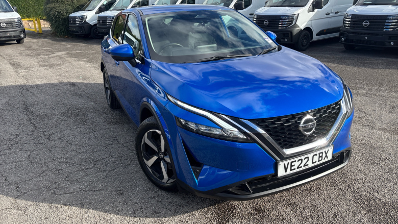 Nissan Qashqai 1.3 DiG-T MH N-Connecta 5dr Petrol Hatchback